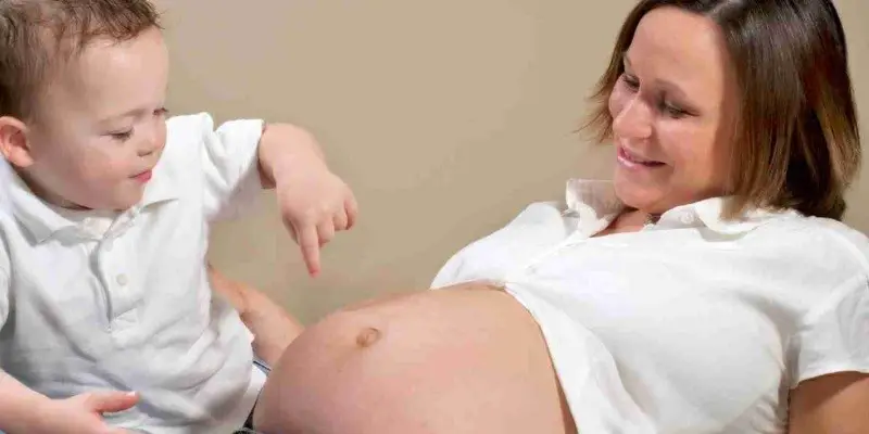¿Pueden los bebés sentir cuando una mujer está embarazada?
