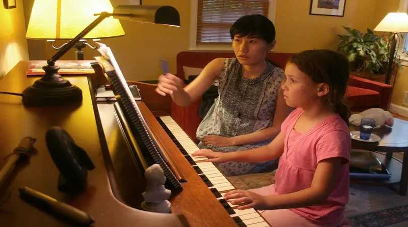 ¿Por qué los padres quieren que sus hijos aprendan piano?